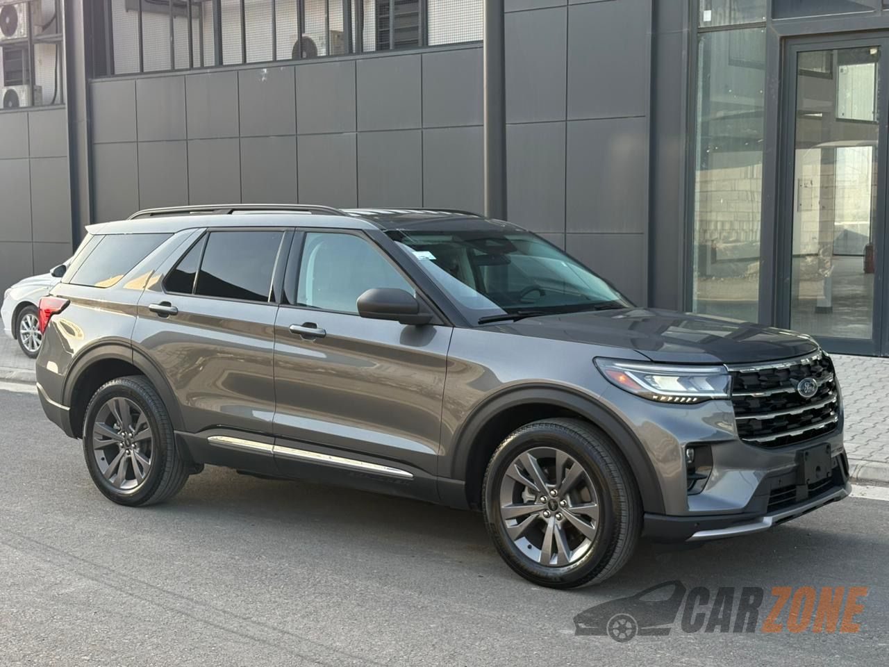2025 فورد اكسبلورر thumbnail 2