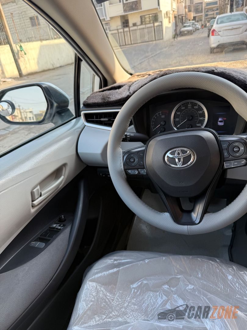 2022 تويوتا كورولا LE thumbnail 6
