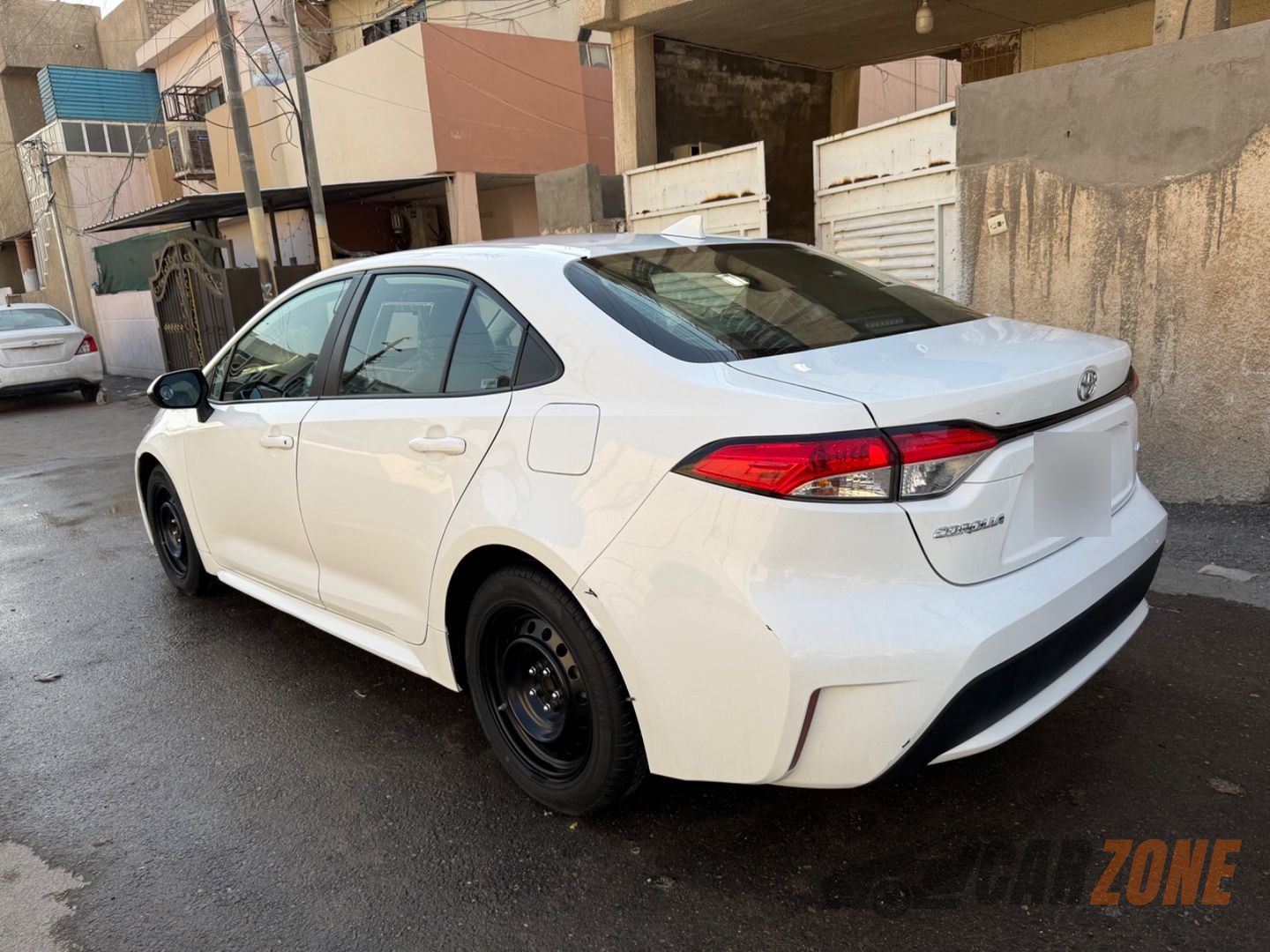 2022 تويوتا كورولا LE thumbnail 3