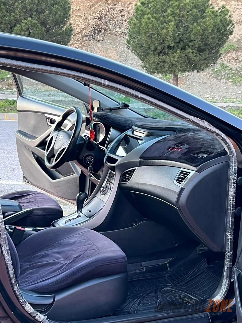 2012 هيونداي إيلنترا thumbnail 4