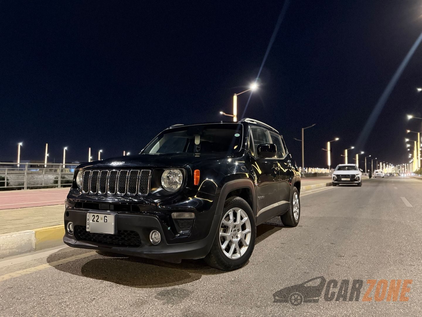 2019 جيب ريناجيد Latitude — صورة 2