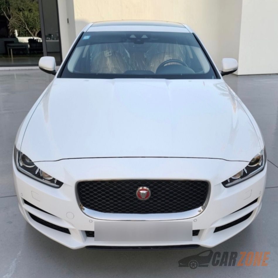 2019 جاكوار XE — صورة 3