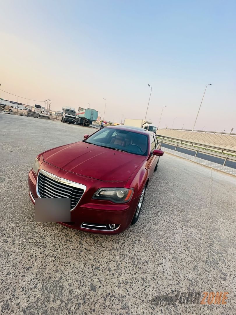 كرايسلر 300 2013