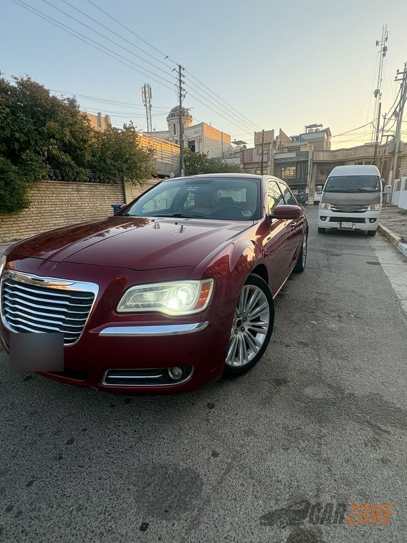 2012 كرايسلر 300 300C — صورة 4