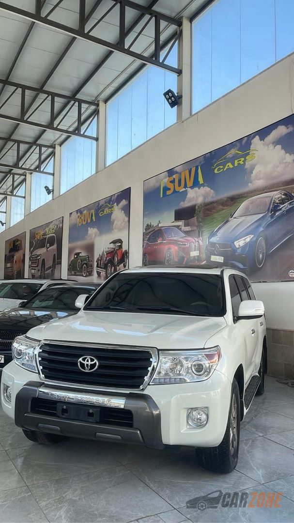 2014 Toyota Land Cruiser GX