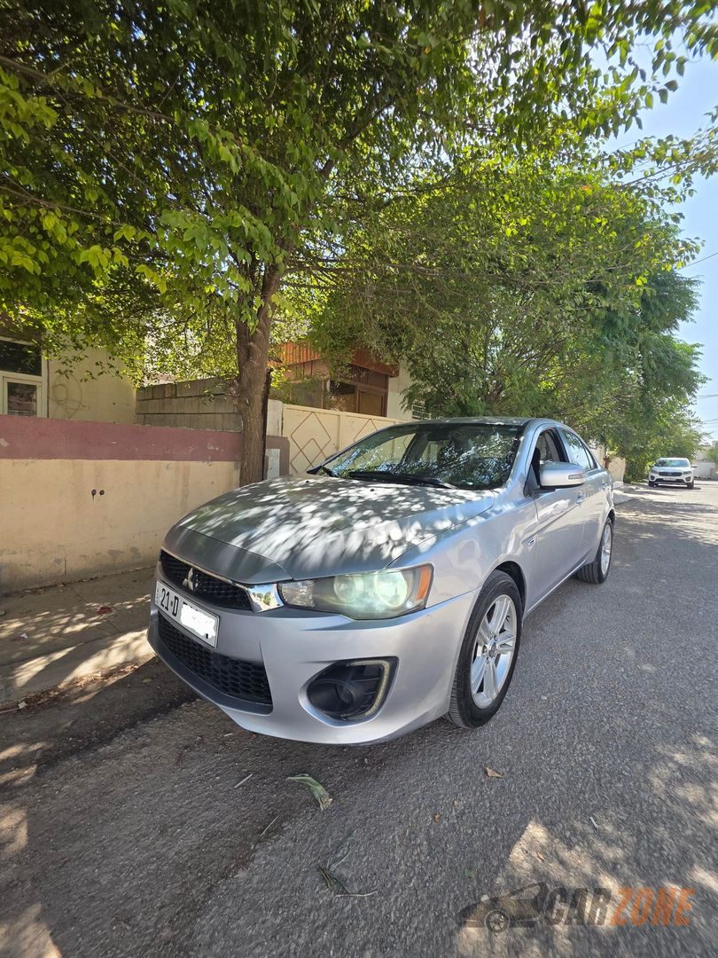 2016 Mitsubishi Lancer ES