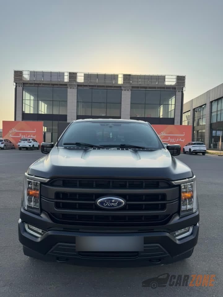 2023 فورد اف 150 Lariat