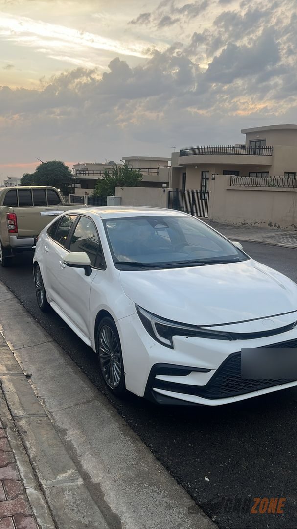 2023 تويوتا كورولا Hybrid XSE